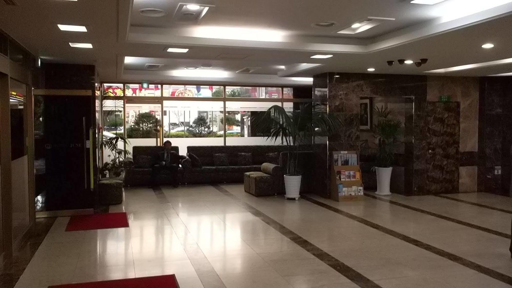 Incheon Airport Hotel June Exterior foto